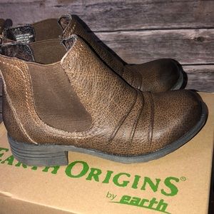Earth Origins Shoes - SALE Earth Origins boots booties Earth Origins Shoes - SALE Earth Origins boots booties